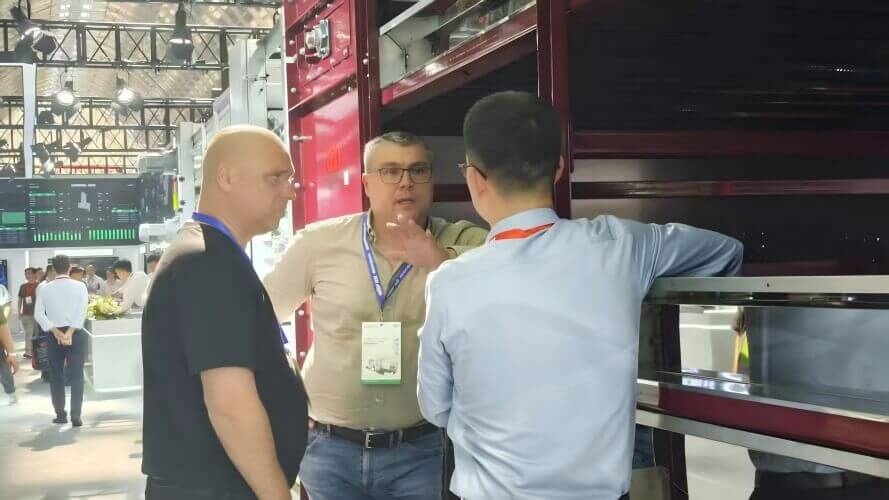 Our main products include stacked layer poultry equipment, stacked brooding equipment, stacked breeder equipment, stacked broiler equipment, chicken manure treatment equipment, and egg packaging equipment.