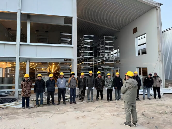 Équipements hors cage pour poules pondeuses – solution tout‑en‑un